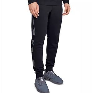 Under Armour Men’s Rival Camo Fleece Joggers M